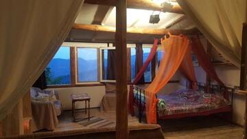 Фото Гостевой дом Zornica Guest House г. Чепеларе 1