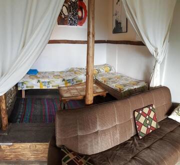 Фото номера Двухуровневый люкс Гостевой дом Zornica Guest House г. Чепеларе 7